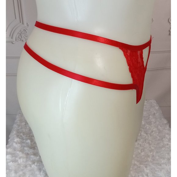 NWT Starline Red Strappy Halter Bralette And Garter 3 Piece Set Sz M/L - Picture 3 of 10